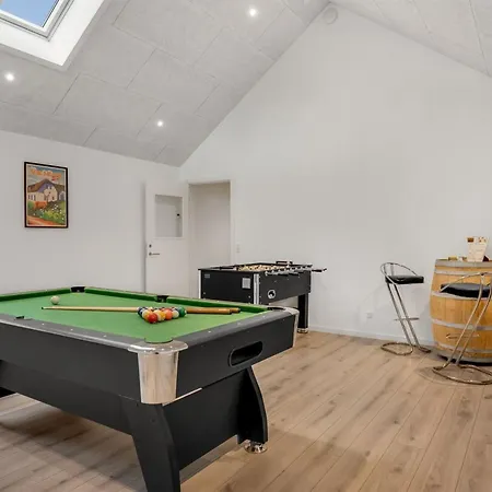 Locan - 1-2km From The Sea By Interhome *