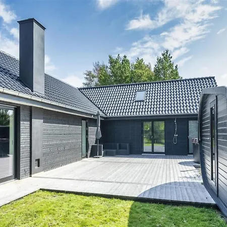 Holiday home Locan - 1-2km From The Sea By Interhome *