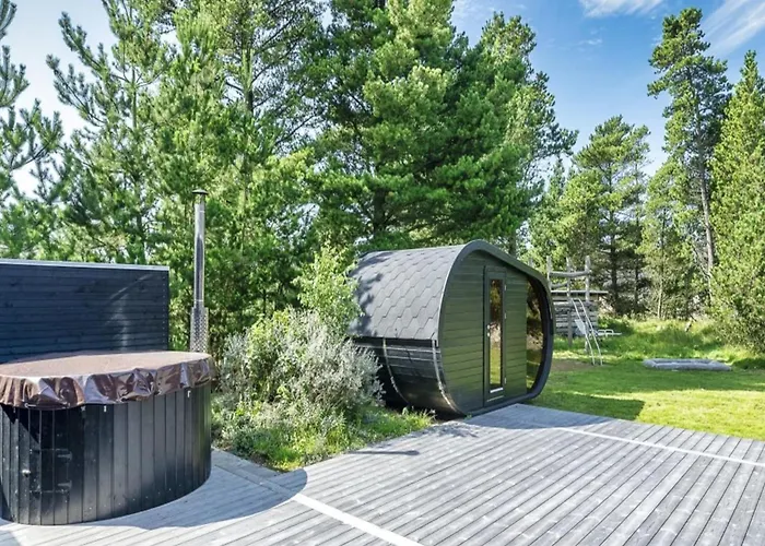 Locan - 1-2km From The Sea By Interhome Semesterbostad