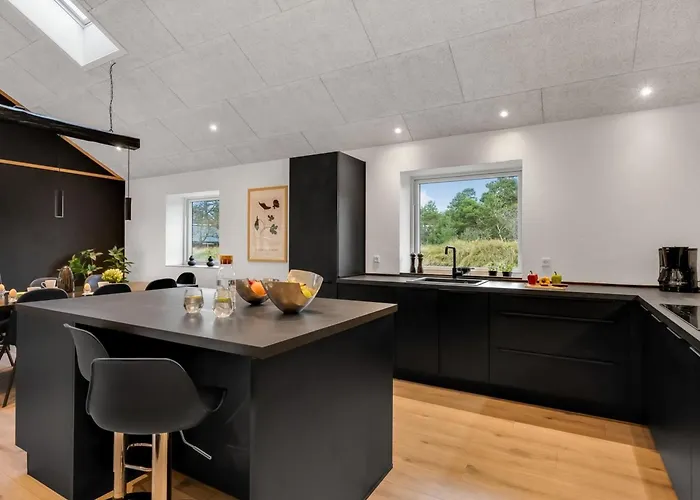 Locan - 1-2km From The Sea By Interhome Semesterbostad