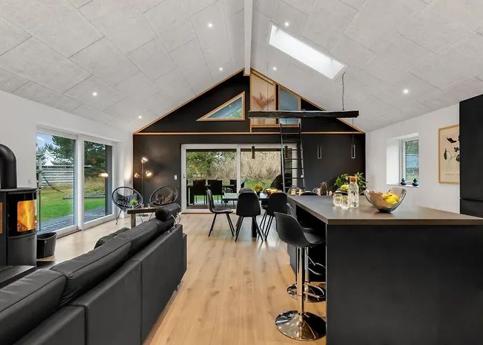 Semesterbostad Locan - 1-2km From The Sea By Interhome *