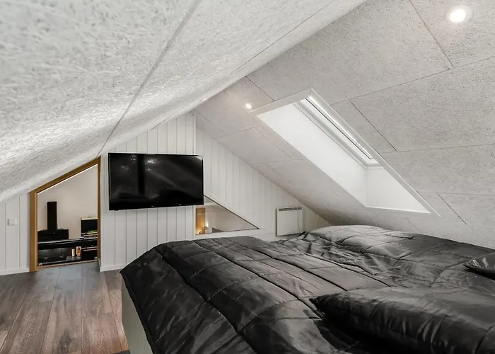 Locan - 1-2km From The Sea By Interhome Semesterbostad