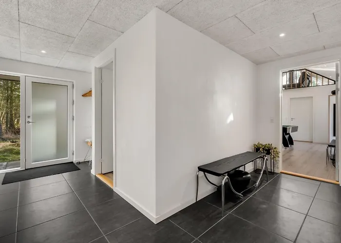 Semesterbostad Locan - 1-2km From The Sea By Interhome