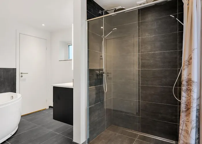 Locan - 1-2km From The Sea By Interhome Semesterbostad