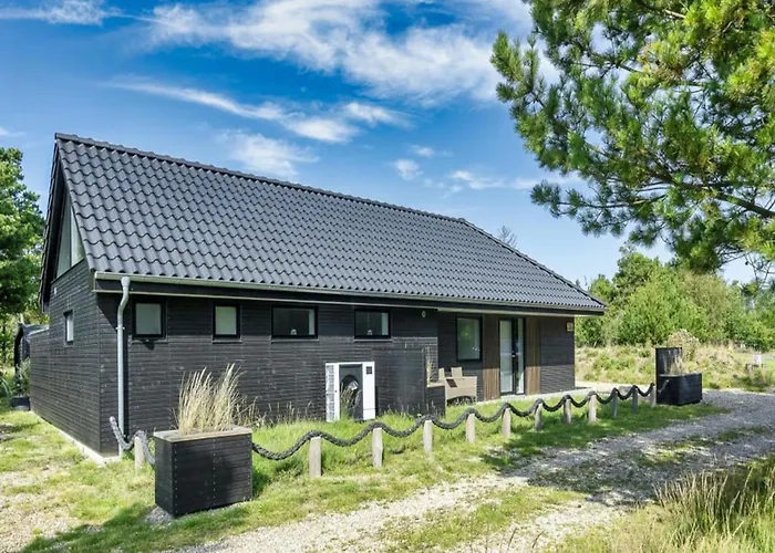 Locan - 1-2km From The Sea By Interhome Semesterbostad *